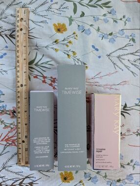 Mary Kay Timewise Skincare Trio: 4-in-1 Cleanser, Facial Peel, 30SPF Day Cream